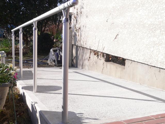 群馬館林　バリアフリースロープ・手すり設置工事